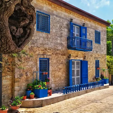 Arodes Asteria Volunteer & Youth Eco-house