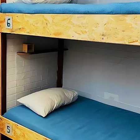 Arodes Asteria Volunteer & Youth Eco-house Vandrerhjem