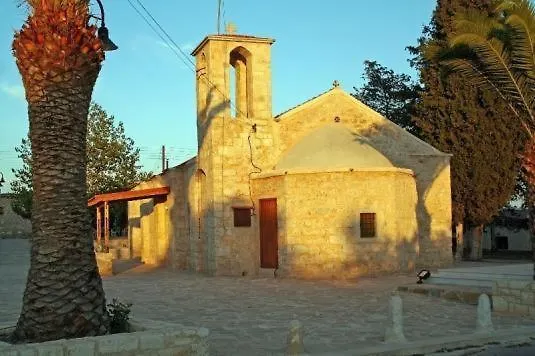 Arodes Asteria Volunteer & Youth Eco-house * Pano Arodes