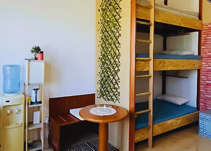 Arodes Asteria Volunteer & Youth Eco-house Vandrarhem